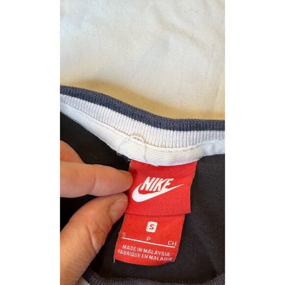 Nike Women’s Crop Top Shirt Black Logo Small - Picture 4 of 5